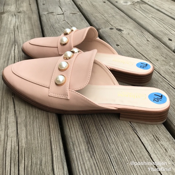 NWT Catherine Malandrino Blush Pink Mules - Picture 2 of 5